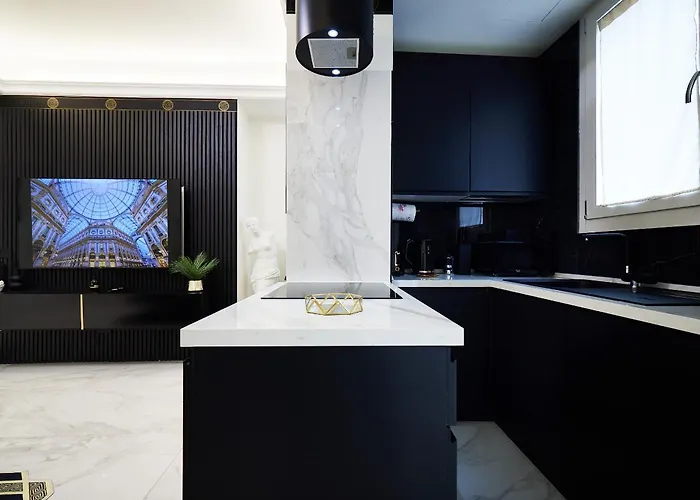 Italian Fashion Suite - Luxurious Marble City Center